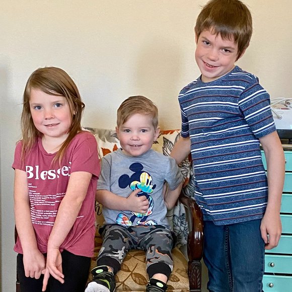 GET TO KNOW ME - YOUR POSHER - Picture 8 of 9